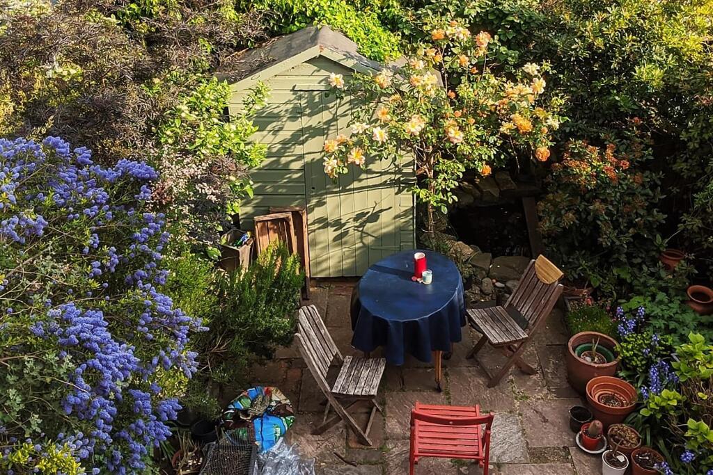 1S1R5SE - Summer Garden A.jpg