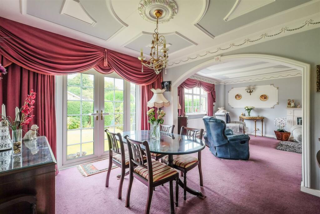 Open plan Living/Dining Room