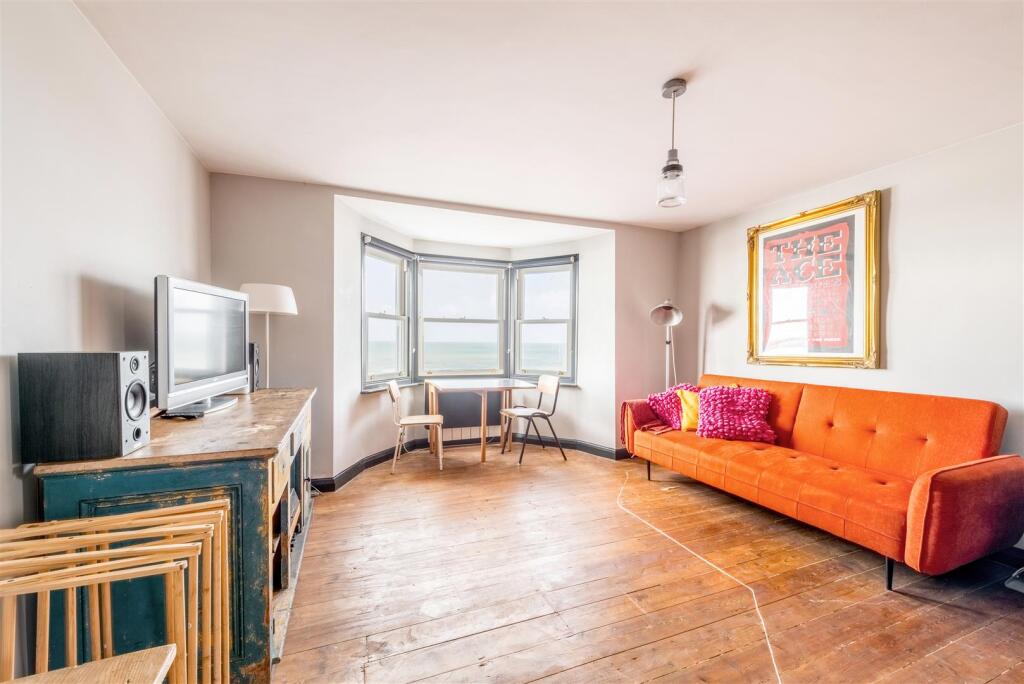 Flat 10, 41 Kings Road-7.jpg