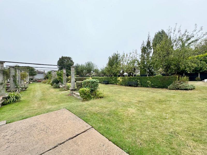 Communal grounds View 3