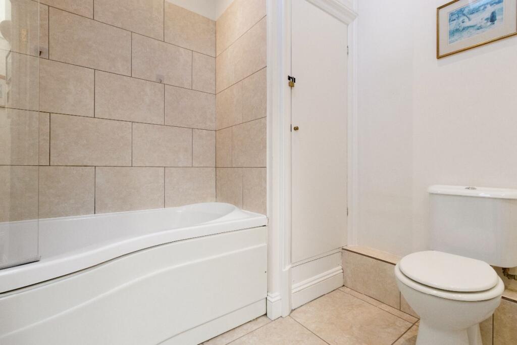 Main bathroom