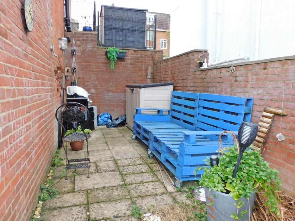 Recessed Garden