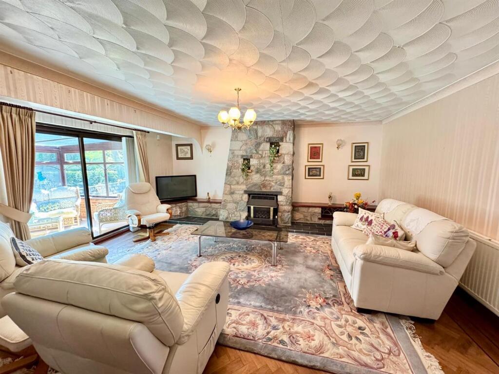 PHOTO-2025-06-10-15-00-38 (8).jpg