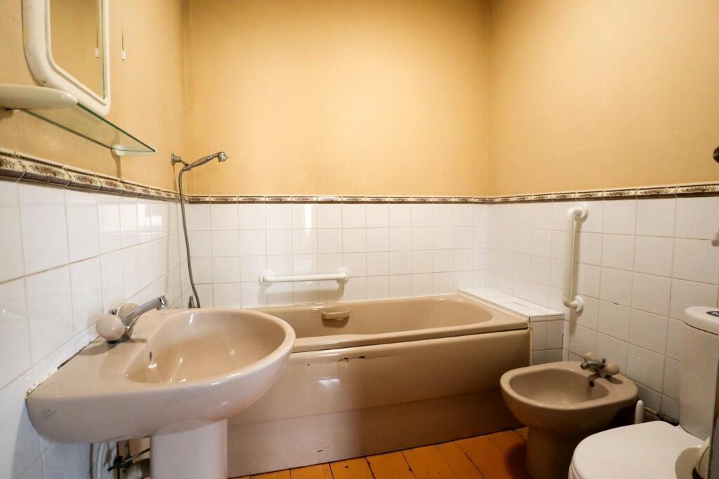 Ensuite.jpg