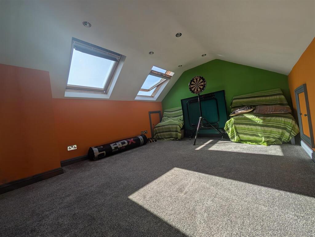 Attic Bedroom 2.jpg