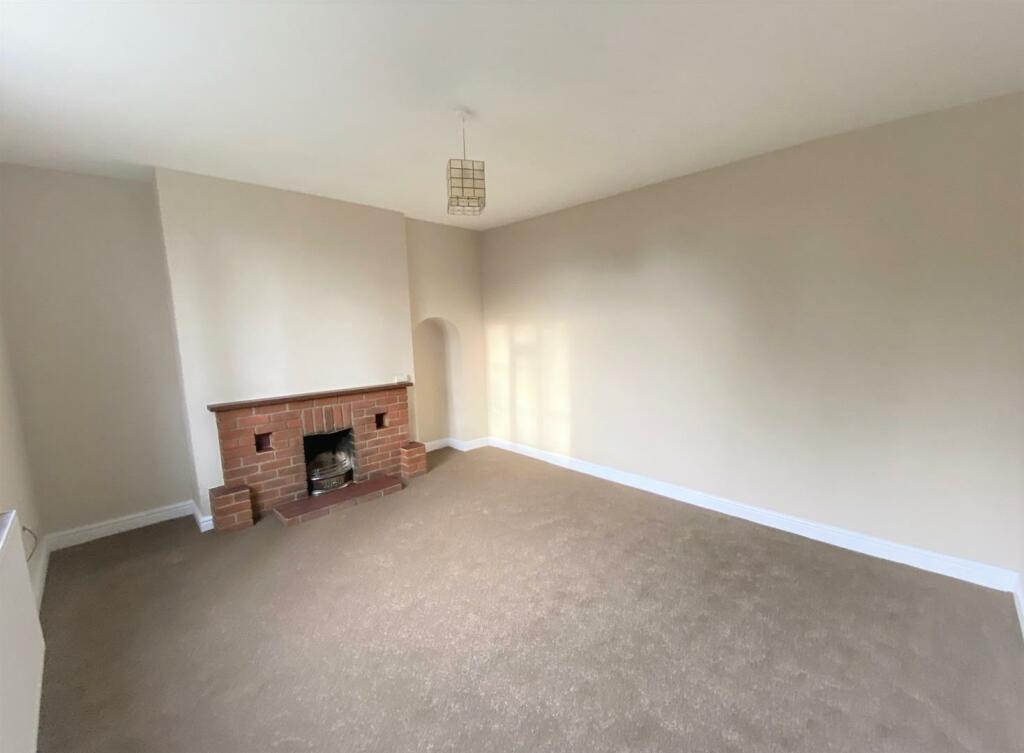 Living Room.jpg
