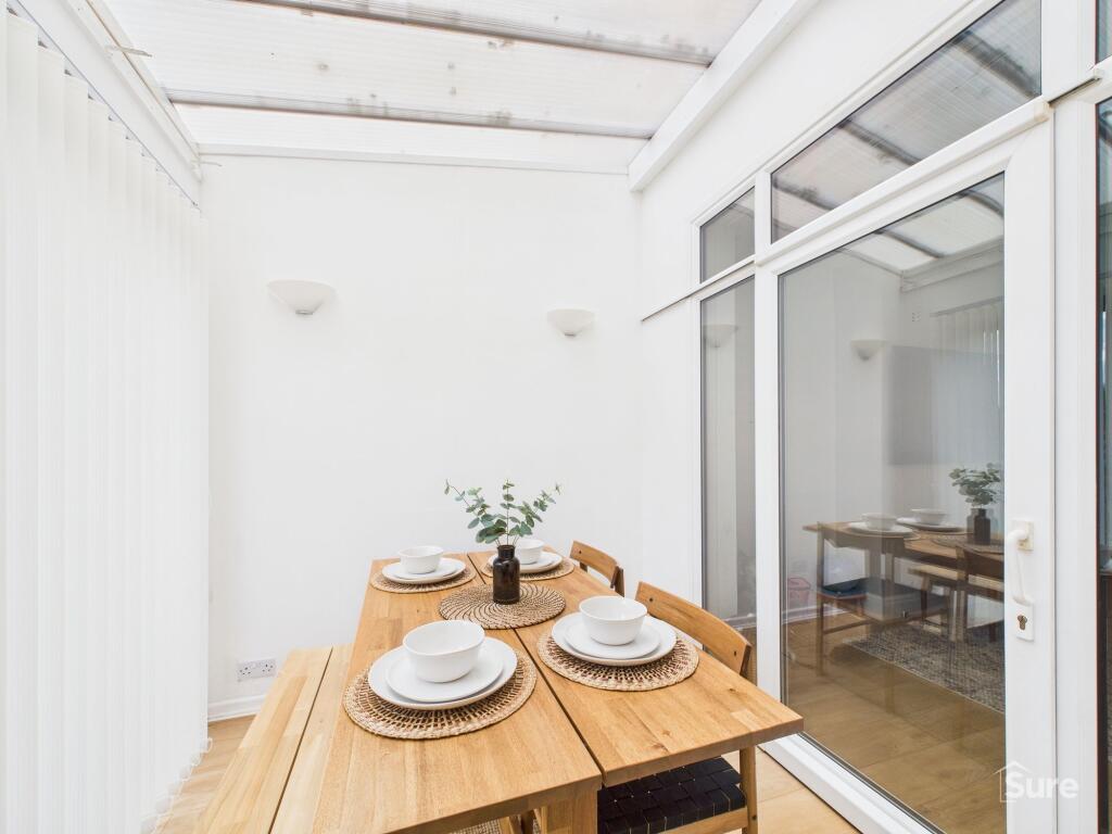 Conservatory/Dining Room