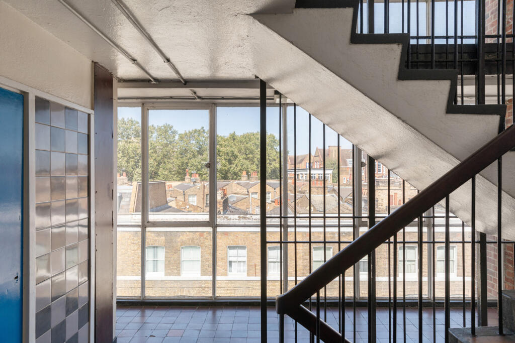 187609 - PAKENHAM-HOUSE-HIGHRES-39.jpg