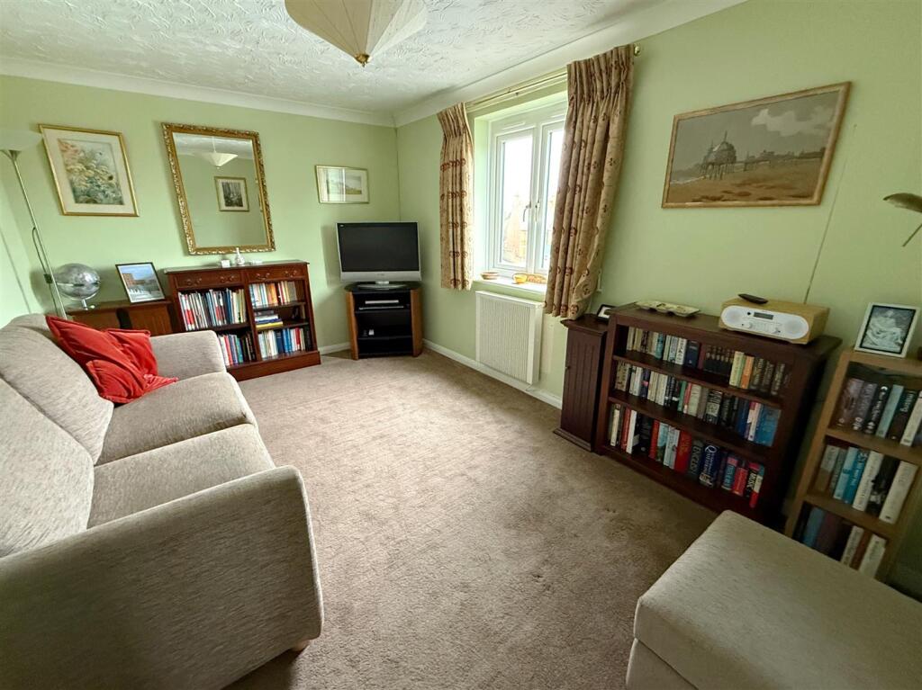 Bedroom / Second Reception