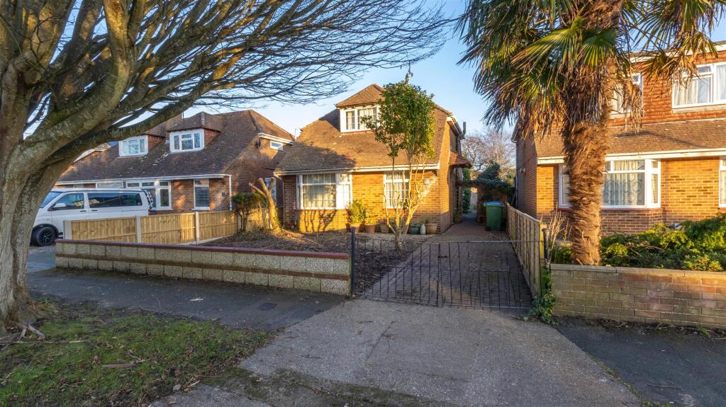 Martin Avenue-02.jpg