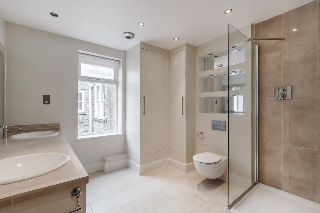 6-57-earls-court-...