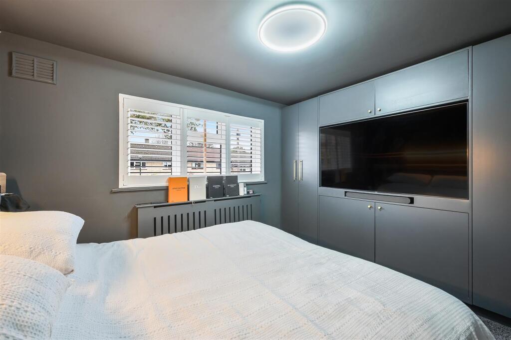 ATROBUS CLOSE, 1- (7).jpg