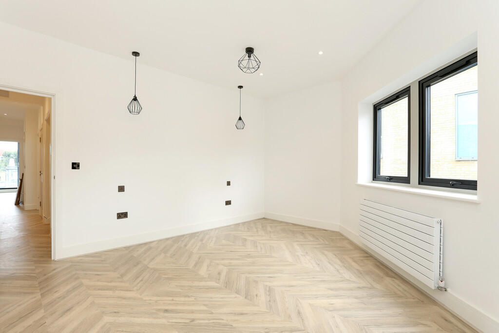 Flat 4, 63 Cardig...