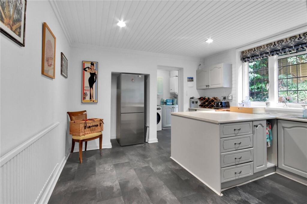 Kitchen/Breakfast Rm