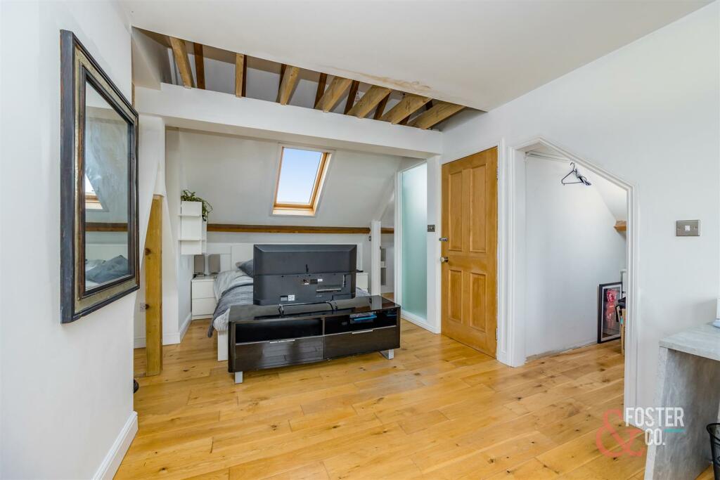 Kenton Road, 8-3.JPG