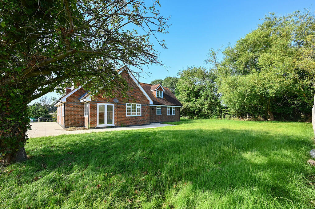 Elm Lodge - Apple...