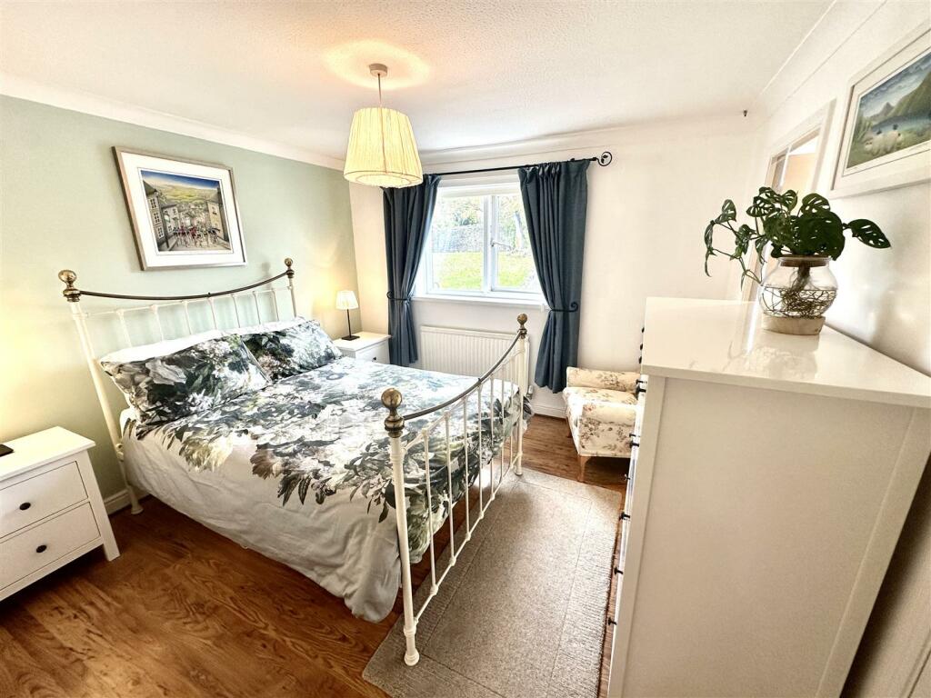 PRINCIPLE BEDROOM