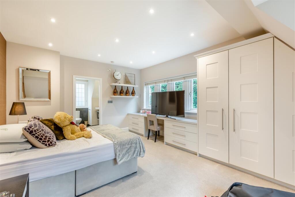 8538054-interior20.jpg