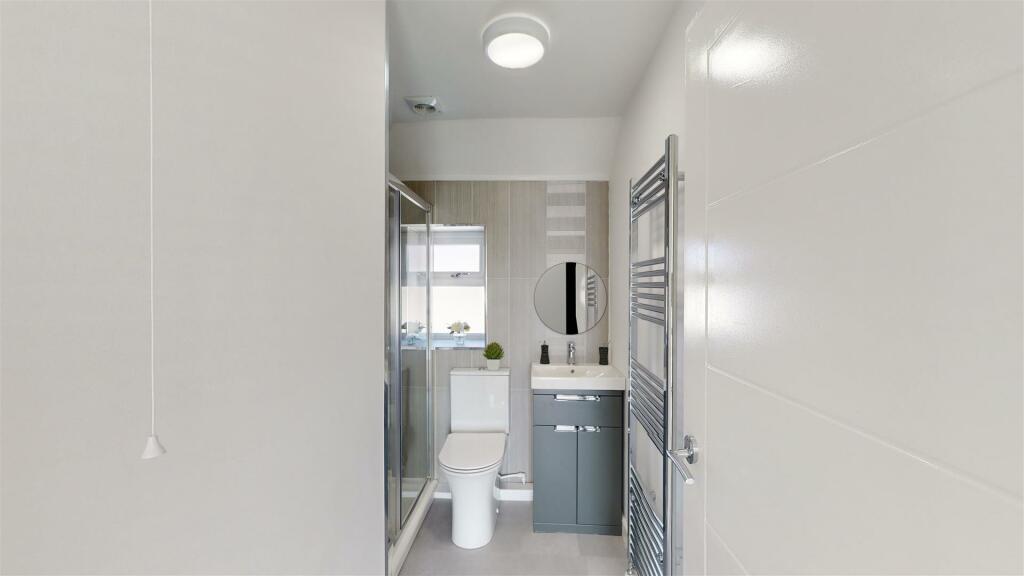 50-Glyndwr-Avenue-St-Athan-08302024_152940 VS.jpg