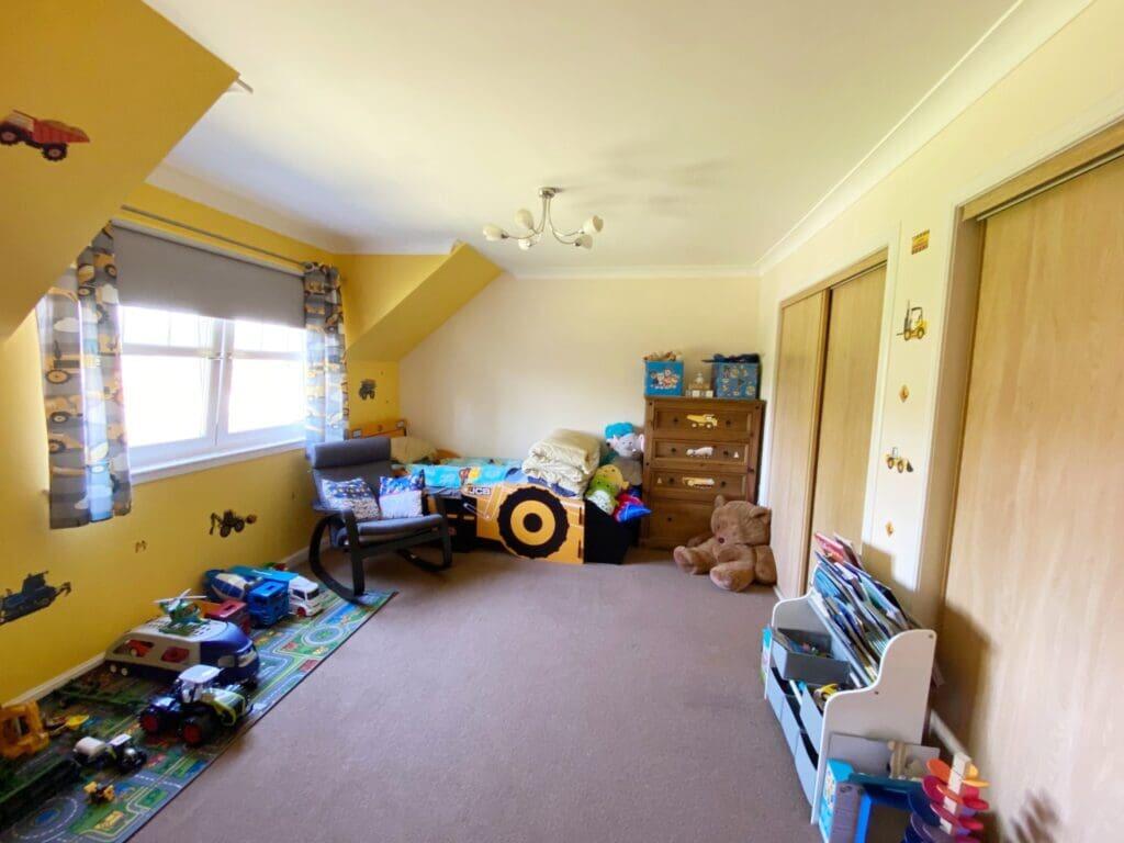 BEDROOM 3