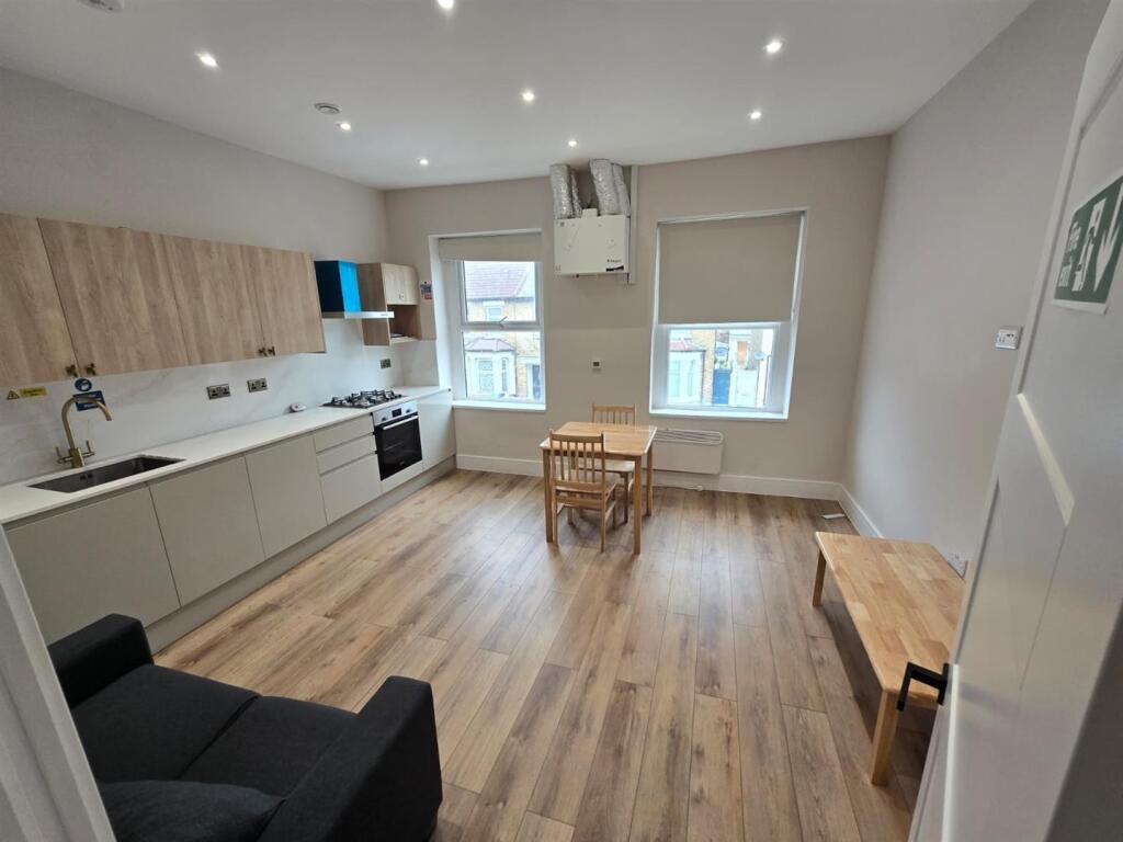 WhatsApp Image 2025-08-04 at 10.10.20 AM (1).jpeg