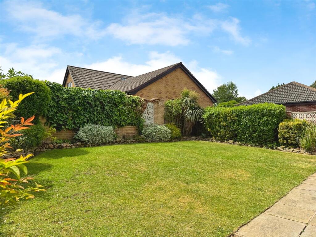 12904d28--4E74-8DBF-C8C397187494-16764-000007FE53C