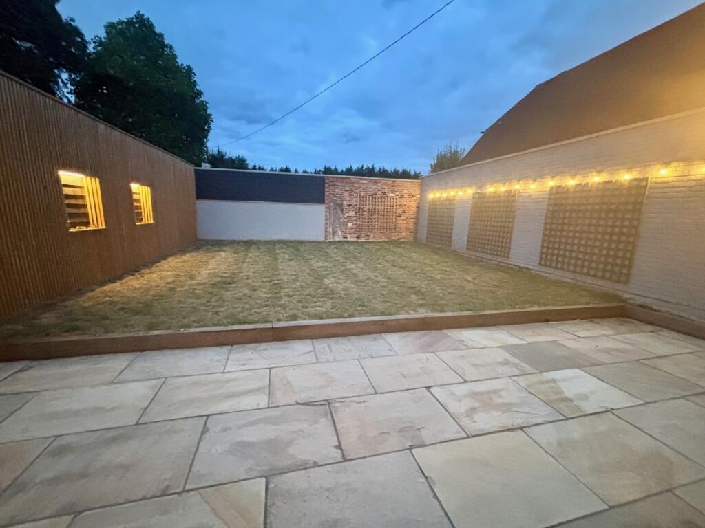 Garden night