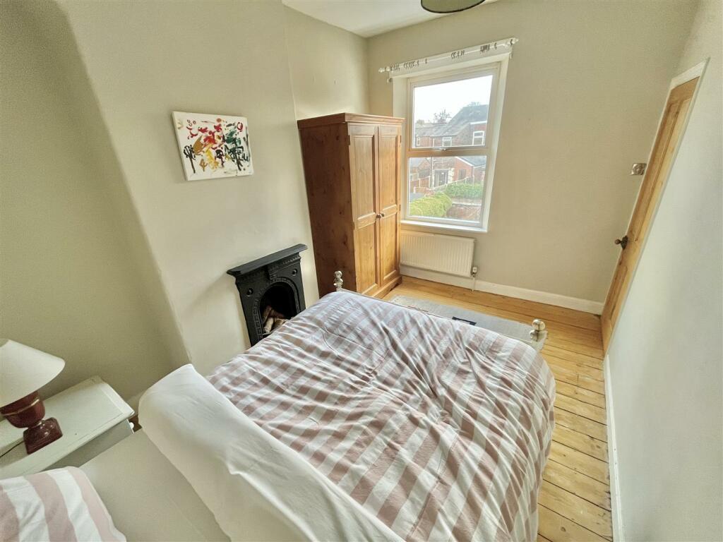 Bedroom 2 Aspect 2