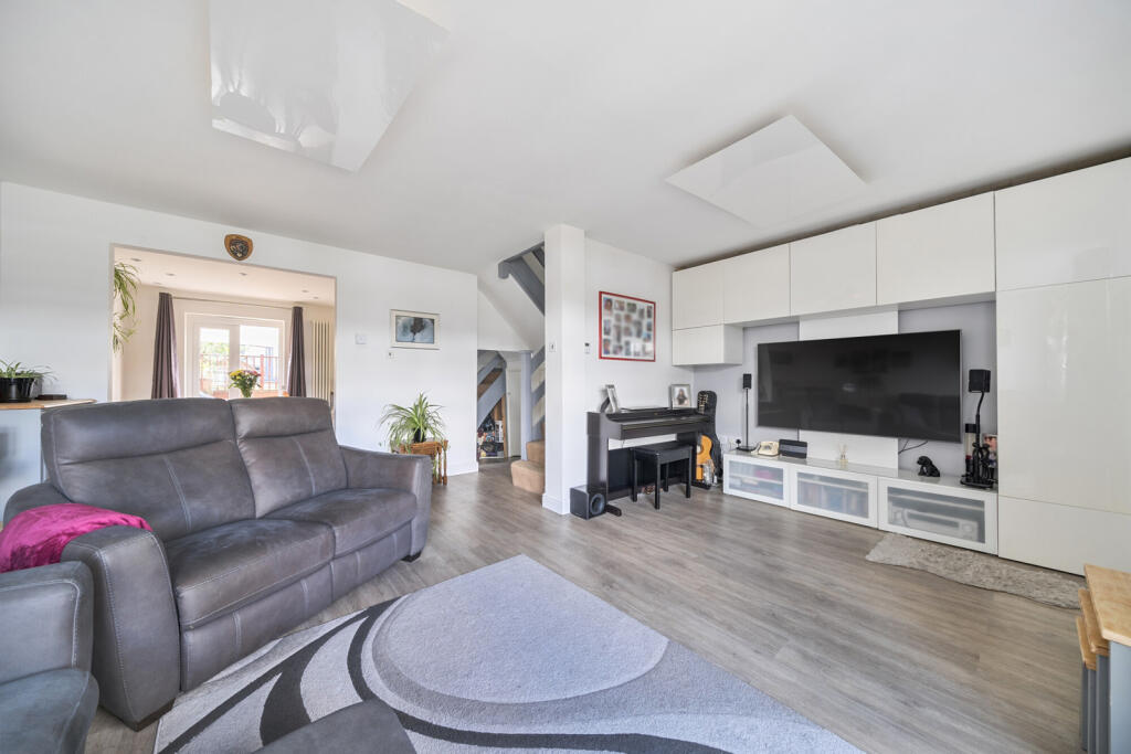 1341992-15-689e01...