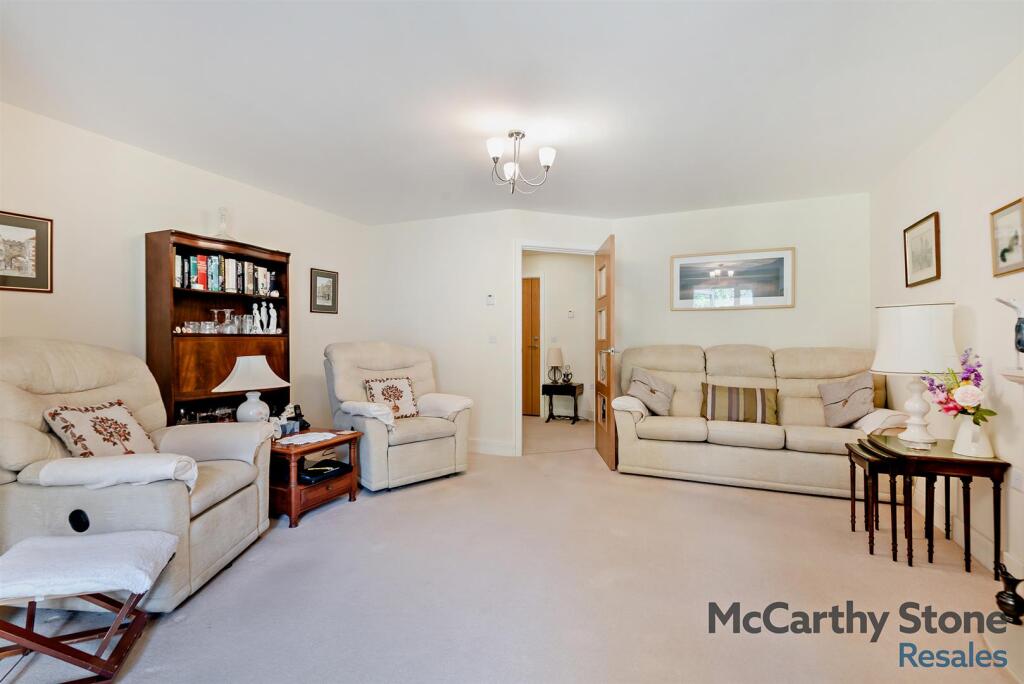 8653449-interior12-800.jpg