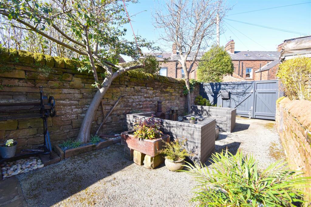 6 Union Lane New Garden b.jpg