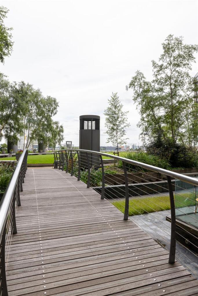 Fairmont Avenue, E14