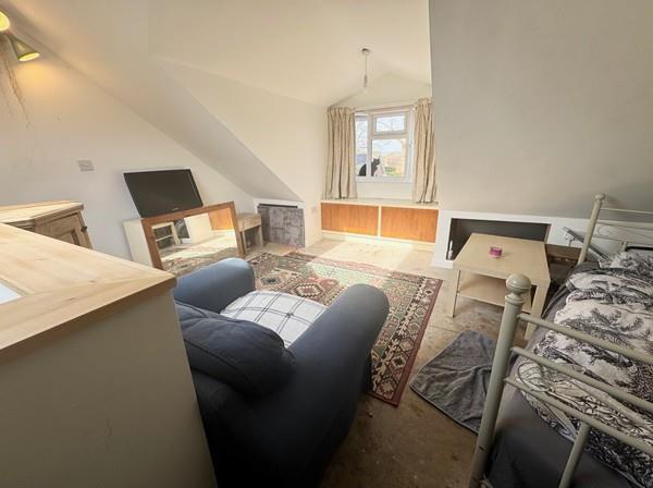 Hobby Room/Bedroom 5