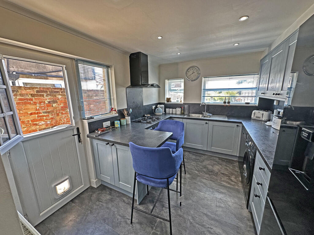 Kitchen (6)