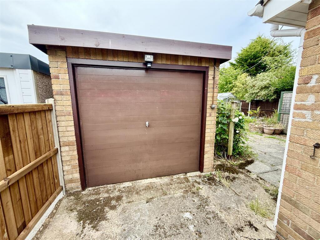 garage