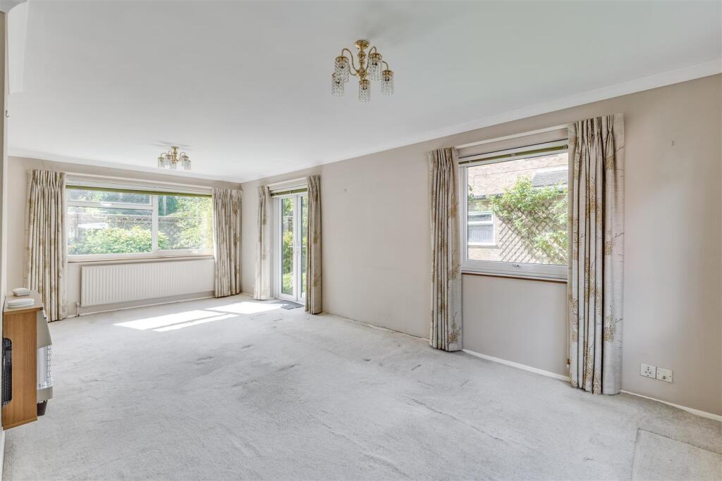 Stevenage Road 6-9.jpg