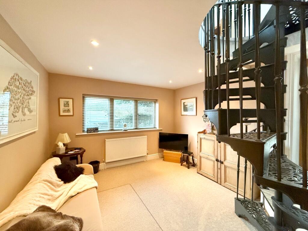 Annexe Lounge