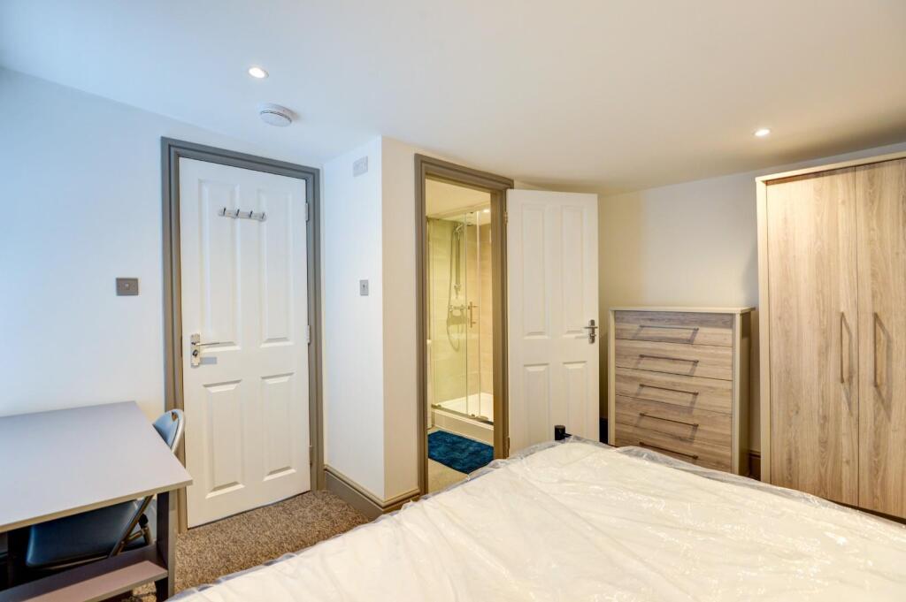 35 Sutherland Road-37.jpg