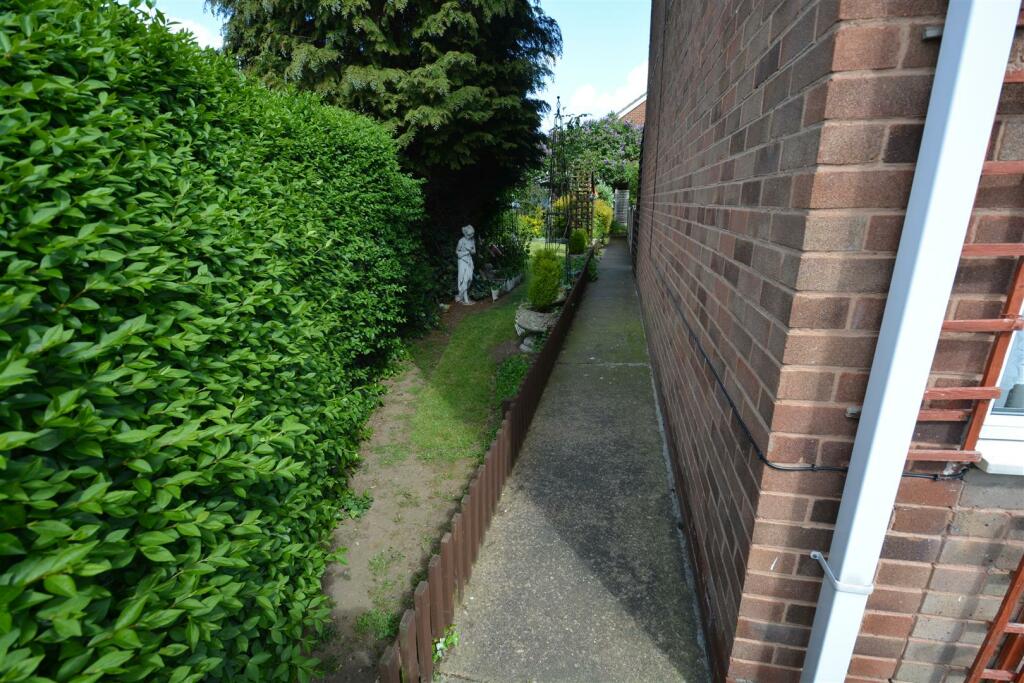 Outside - Rear