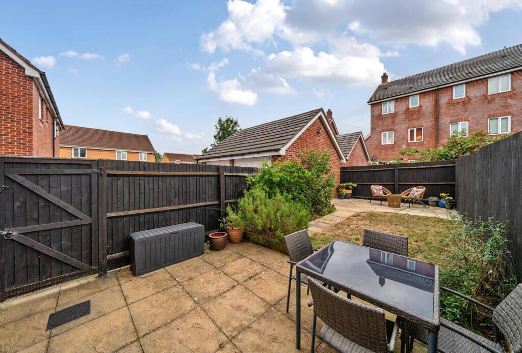 1324844-5-687a31b...