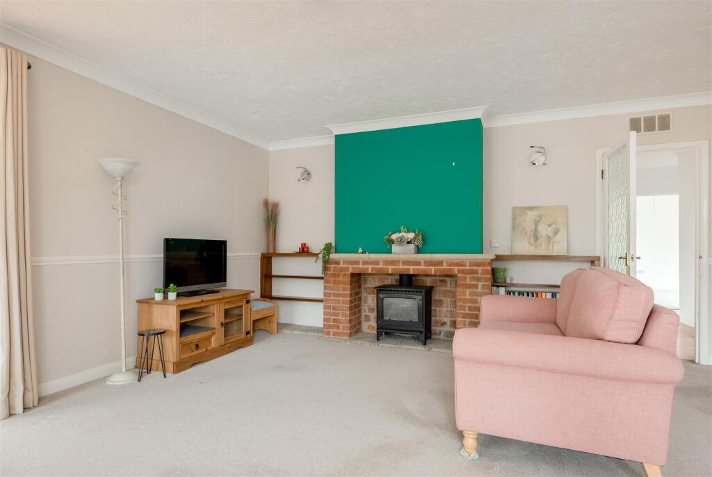 11 Foxfield 2027-4.jpg