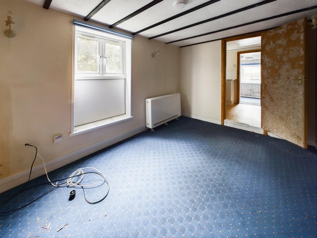 CAM03974G0-PR0101...