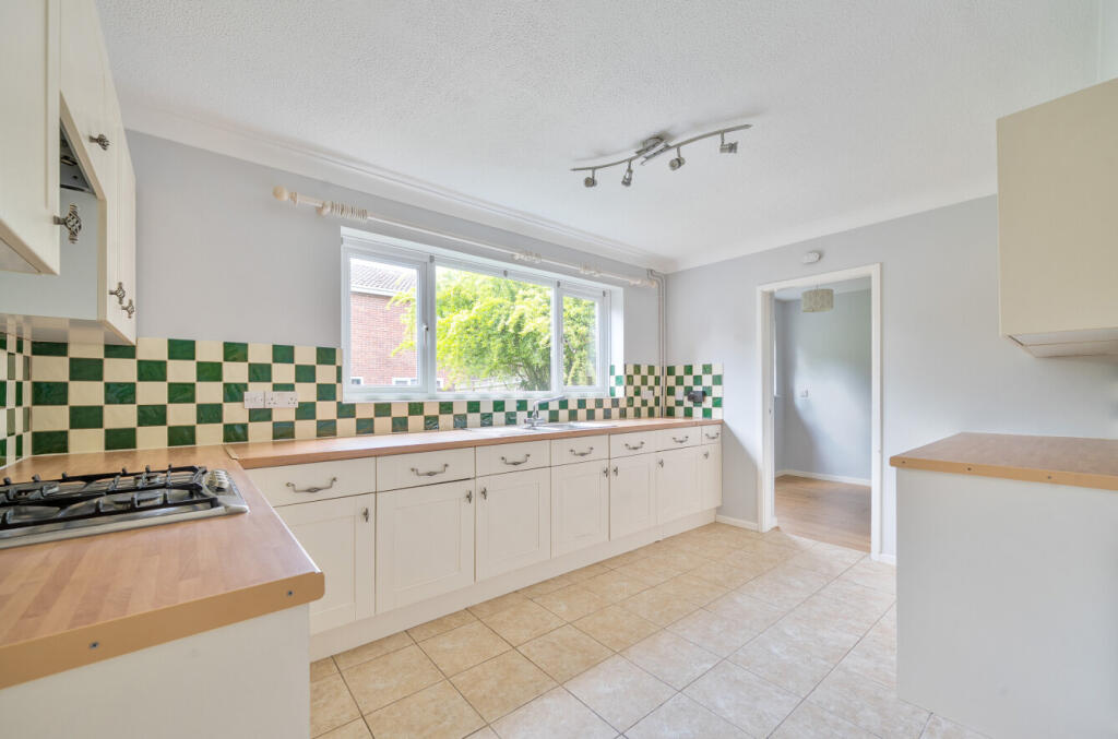 3-681df052cbec4-1...