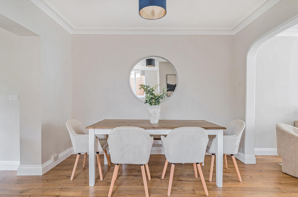 30-681b3b041b754-...