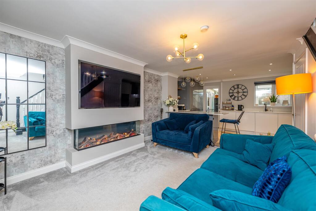 15 Coulter Grove (25).jpg