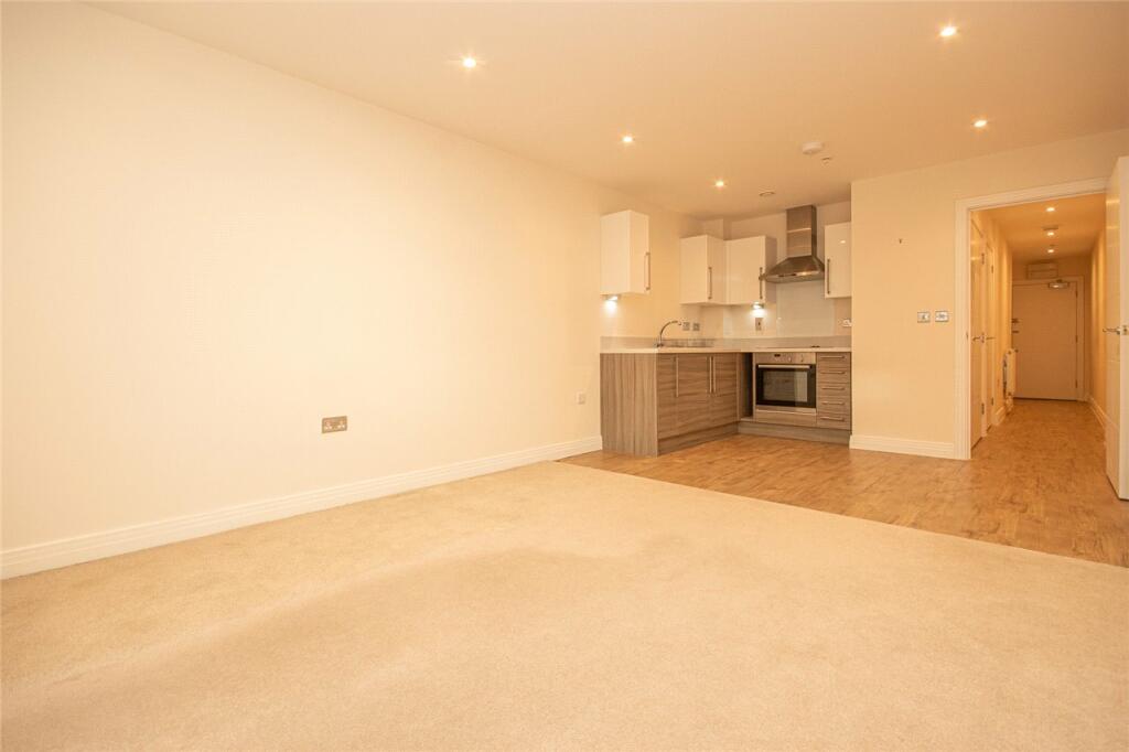 Living Room/Kitchen