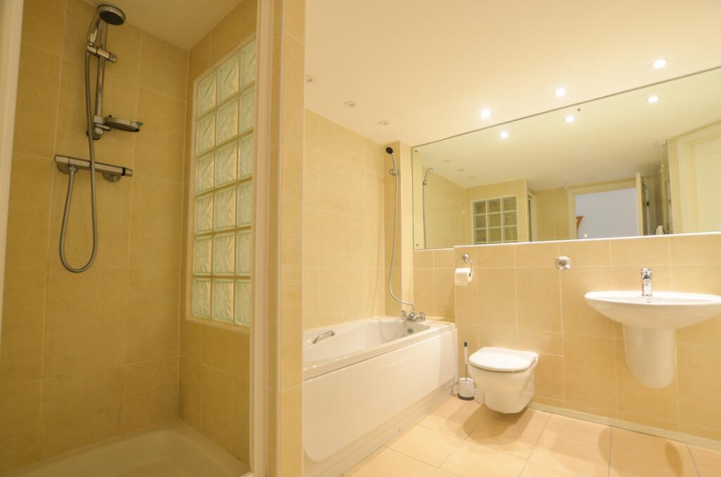 To Book A Viewing Call TPS Lostwithiel on 01208 87