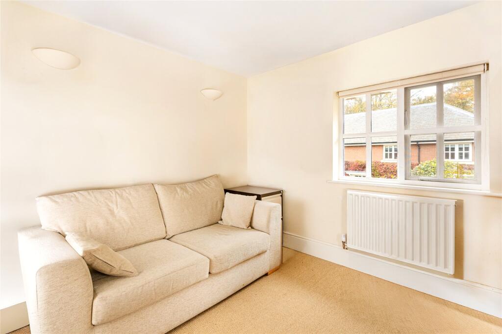 Office/Bedroom 3