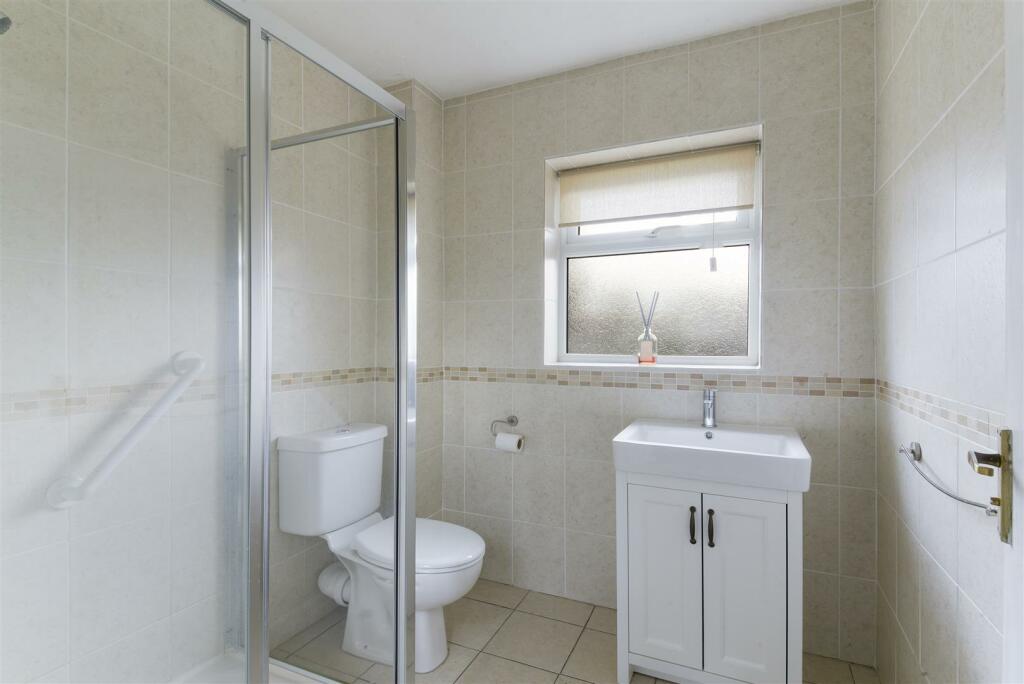 DOUGLAS MEWS,3 - (6).jpg