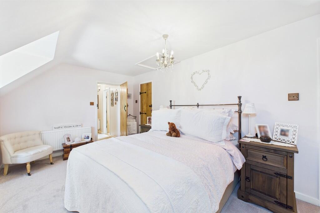 CAM01689G0-PR0465...